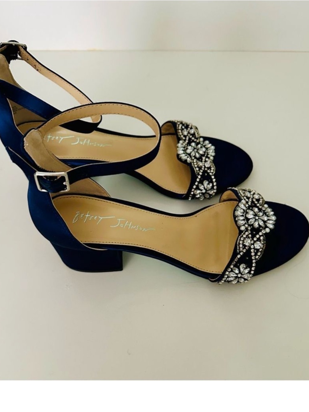 Betsey Johnson Navy Crystal Floral Strap Block Heel Sandals 7.5 - Picture 2 of 9